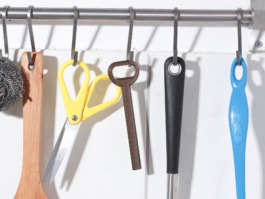 Photo of Bender bottle cap opener Hayo Gebauer Studio