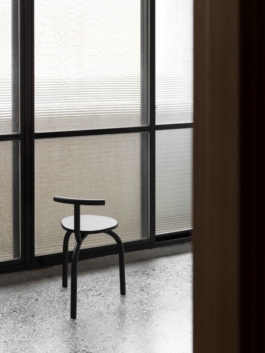 Photo of Ogle Chair in black Hayo Gebauer Studio