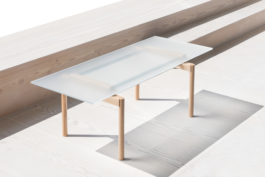 Photo of Blur Table full view perspective Hayo Gebauer Studio